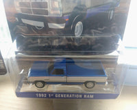 greenlight 1/64 1992 Dodge Ram 1st Generation, Blue & Silver