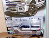 AUTO WORLD 1:64 2019 silver FORD F-150 XLT SPORT PICKUP DIECAST MODEL AWSP055A