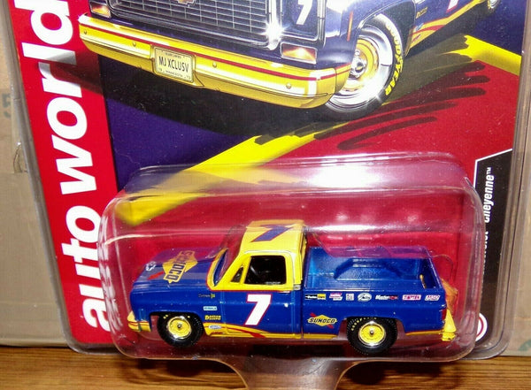 AUTOWORLD 1973 CHEVROLET CHEYENNE TRUCK #7 SUNOCO Square Body 4800